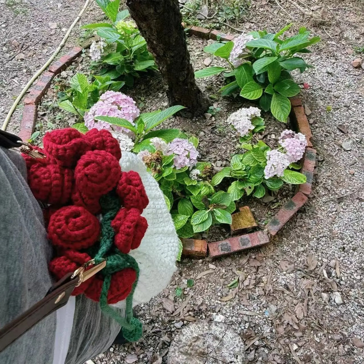 Leo's - Bolso Ramo de Rosas